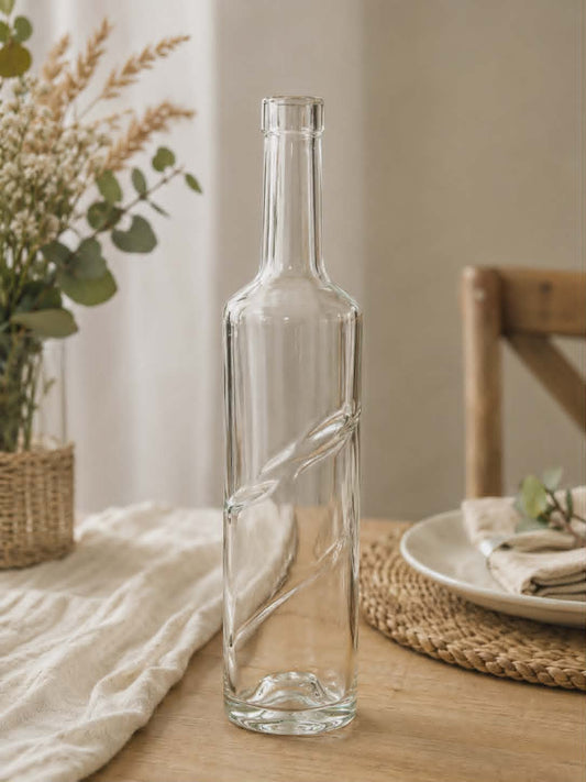 Bouteille en verre torsadée